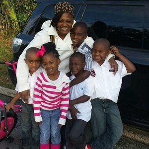 Meet your Posher, Sherry